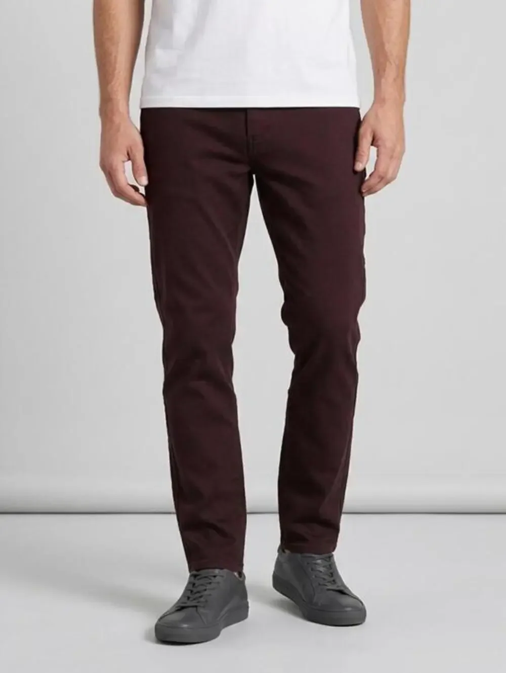 Vuori Everything Chino Pants Slim Fit Stretch Performance Maroon 35